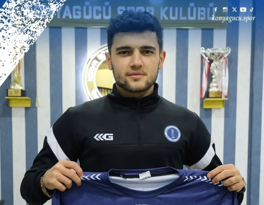 Azərbaycanlı futbolçu Türkiyə klubu ilə anlaşdı 