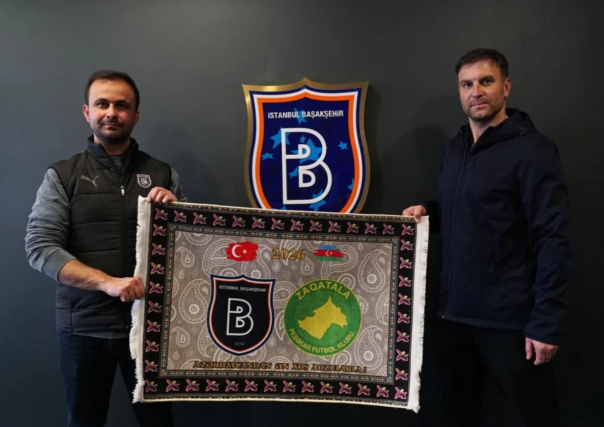 Azərbaycanlı məşqçidən Nuri Şahinə xüsusi hədiyyə - FOTO 