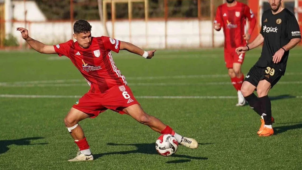 "Qalatasaray" Əmirxanı istəyir? 