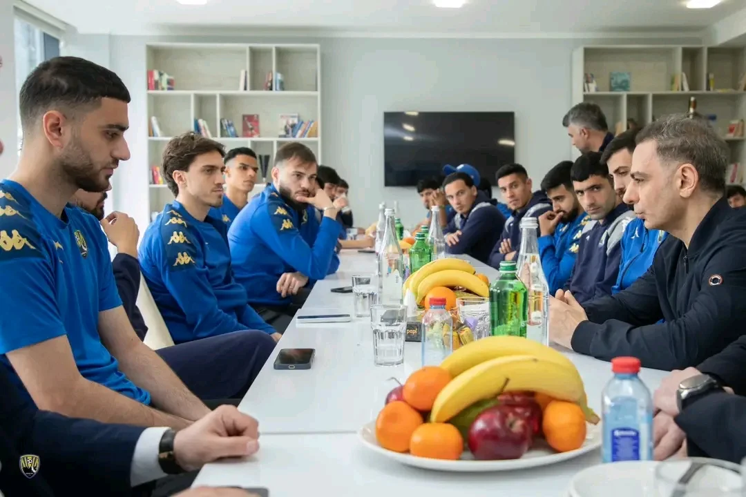 Gəncənin polis rəisi "Kəpəz"in Akademiyasına baş çəkib 