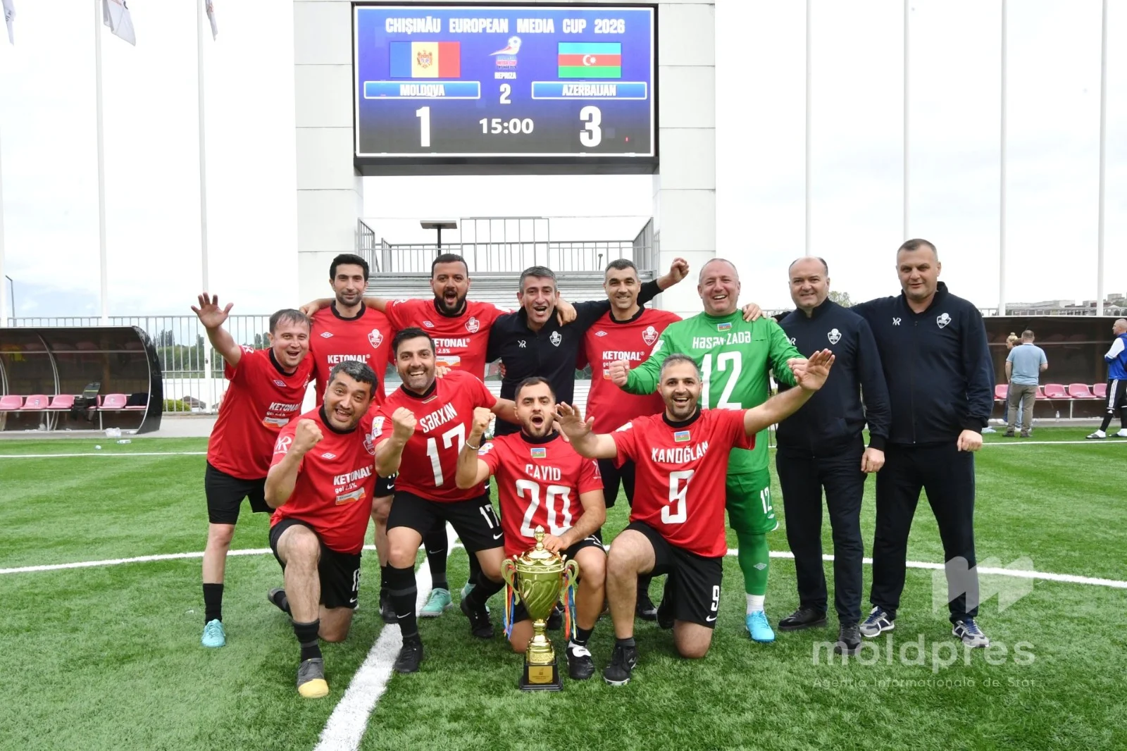Azərbaycanın media komandası Avropa Kubokunu qazandı - FOTOLAR 