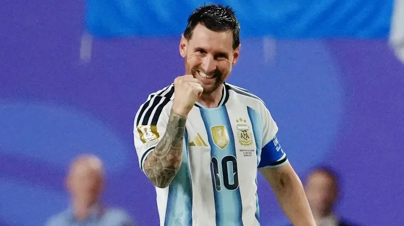 Doğum gününü qeyd edən Messi nə vaxta kimi futbol oynayacağını açıqladı 