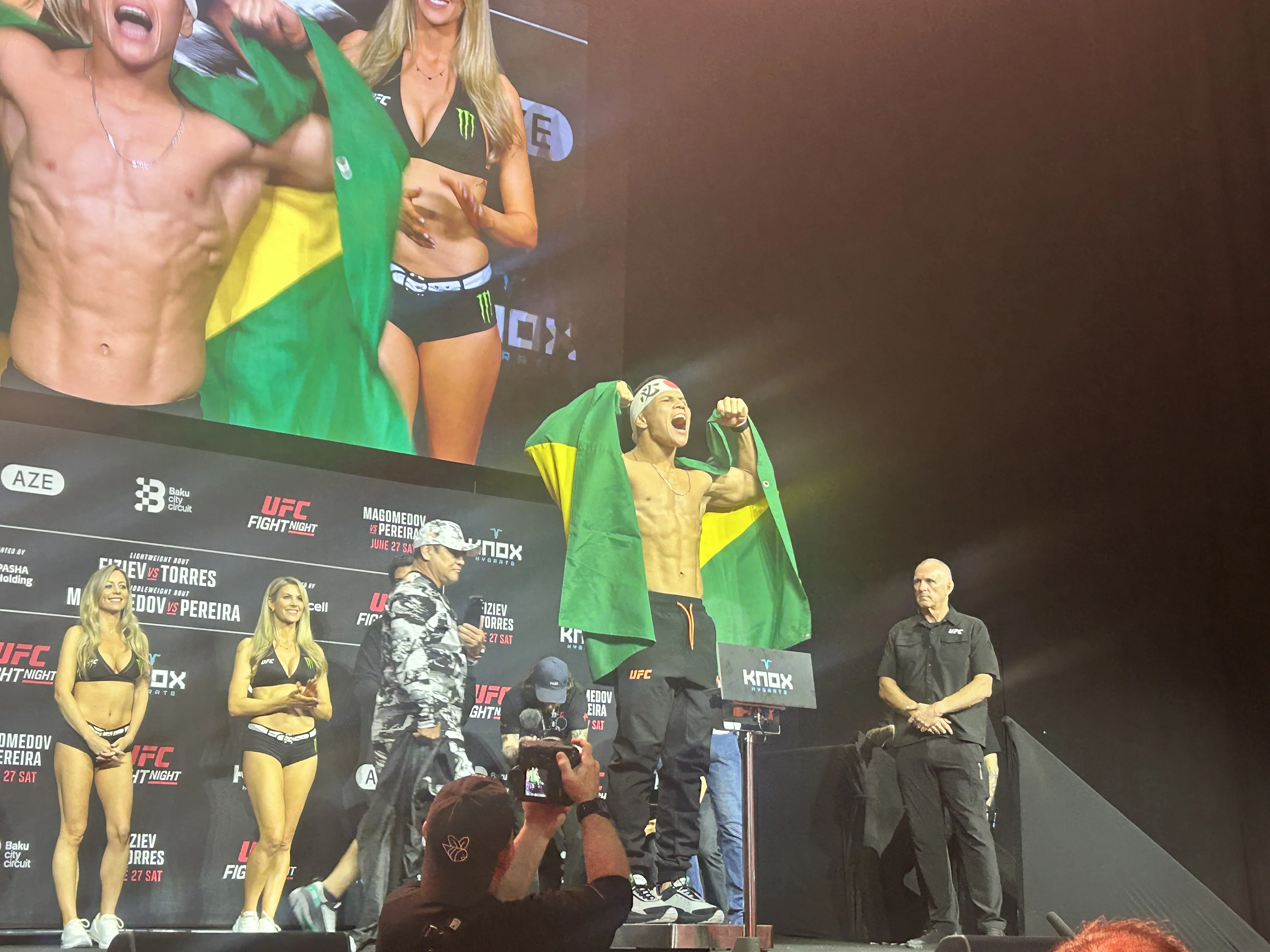 UFC-nin təntənəli çəkiölçmə mərasimi başlayır - FOTOLAR 