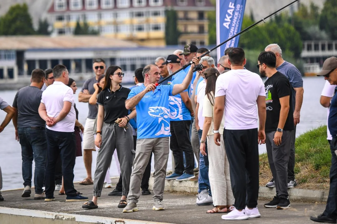Gənclər və İdman Nazirliyi ilə Azərbaycan Su İdman Növləri Federasiyasının birgə təşkilatçılığıyla balıq ovu festivalı keçirilib - FOTOLAR 