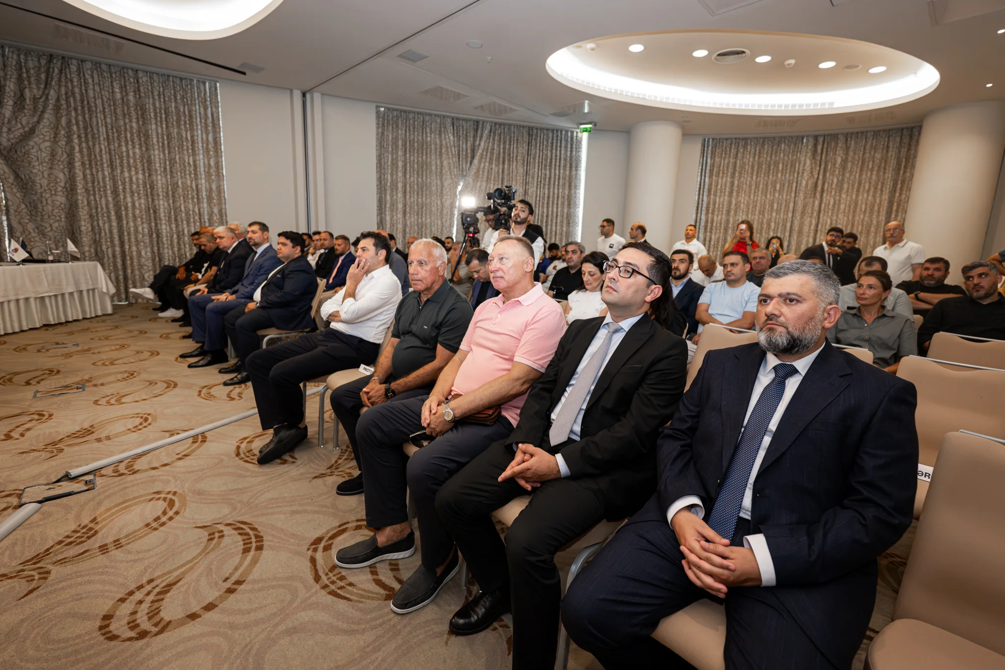“Sabahın Ulduzları” layihəsi çərçivəsində imza mərasimi keçirildi 
