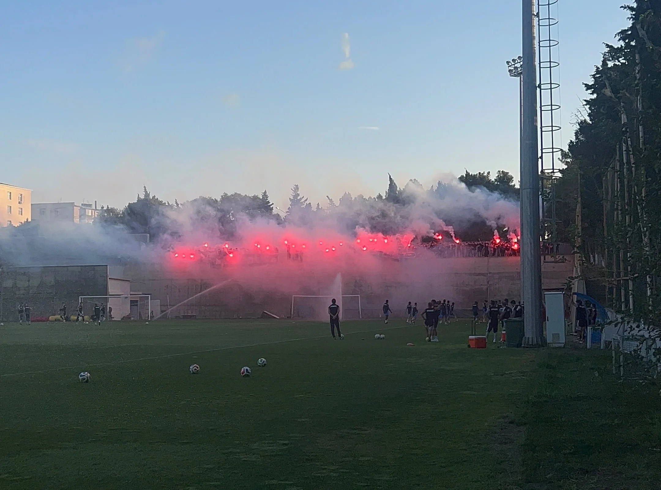 "Qarabağ" "Dinamo" ilə oyunöncəsi azarkeşlərə və mediaya açıq məşq keçirib 