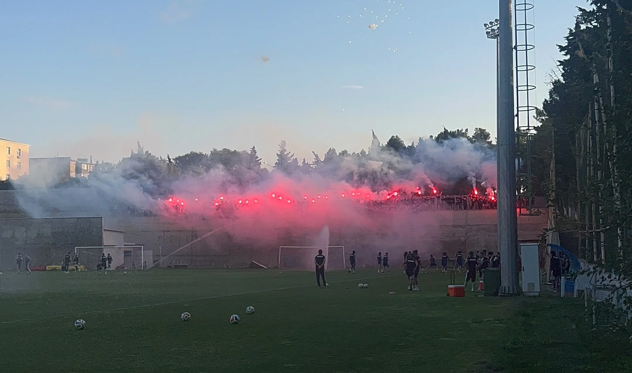 "Qarabağ" "Dinamo" ilə oyunöncəsi azarkeşlərə və mediaya açıq məşq keçirib 