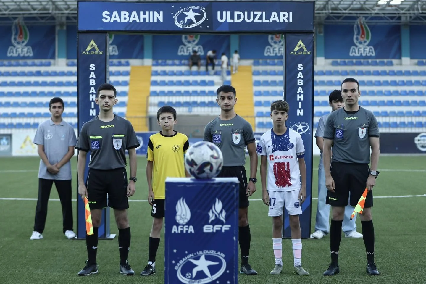 "Sabahın Ulduzları": "Neftçi" "Zirə"ni böyük hesabla yendi - FOTOLAR 