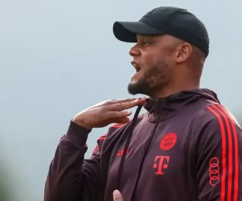 Məşqdə huşunu itirən Kompani xəstəxanaya yerləşdirildi -  "Bayern"dən açıqlama
