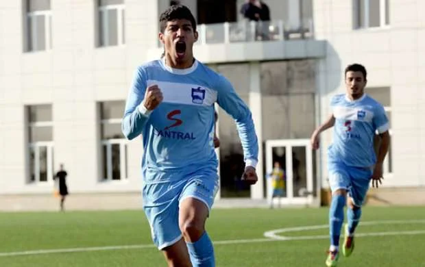 "Azərbaycanı Avroliqada təmsil edəcək klubdan təklif almışam" 