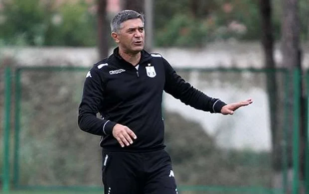 "Neftçi"dəki sükuta ÖN SÖZ 