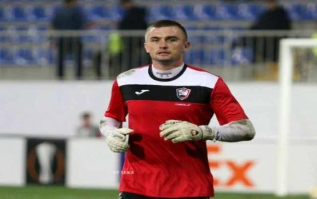 "Qəbələ" 9-cu futbolçusunu yola saldı- QAPIÇI GETDİ 