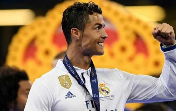Ronaldo üçün 200 milyonluq təklif - 120 milyon maaş 