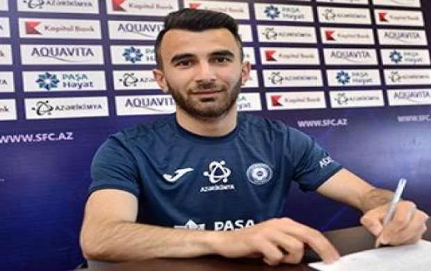 "Sumqayıt"dan daha bir transfer 