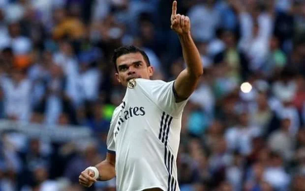 "Real"ın 30 milyonluq ulduzu Türkiyədə 
