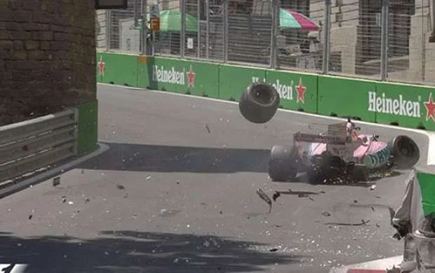 Bakıda keçirilən “Formula 1” yarışında dəhşətli qəza - FOTO-VİDEO 