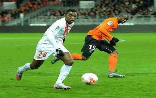 Fransa millisində oynamış futbolçu "Qəbələ"də- RƏSMİ 
