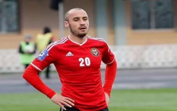 Paşayevin "Neftçi"yə keçidi niyə yubanır?- SƏBƏB 