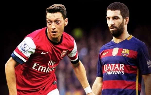 Arda Turan və Məsut Özil eyni komandada - VİDEO 