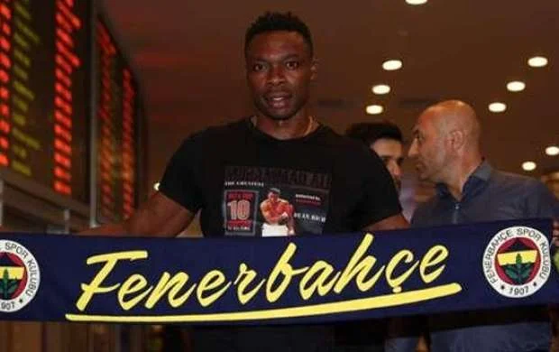La Liqadan "Fənərbaxça"ya transfer 
