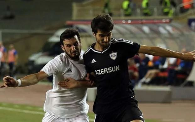 Gürcü futbolçu 0:5-ə görə hakimi günahlandırdı 