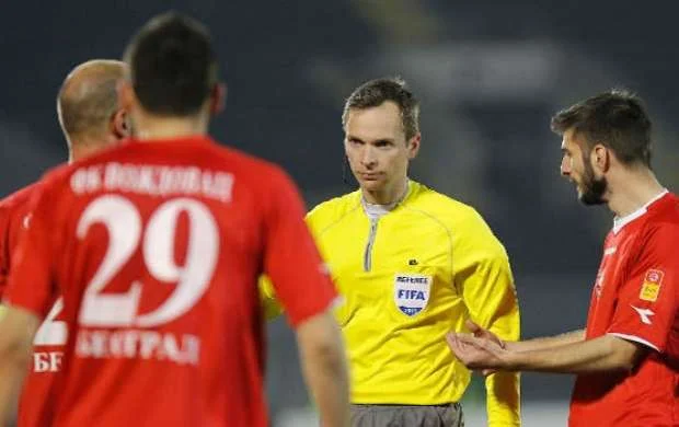 "Qarabağ" üçün serb hakimlər 