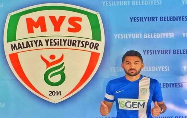Azərbaycanlı futbolçu Türkiyə klubunda 