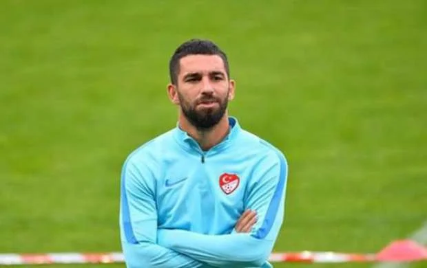 Arda Turanla bağlı şok iddia: Yığmada döyülüb 