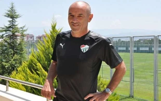 "Bursaspor"un baş məşqçisi millimizin üzvündən danışdı 