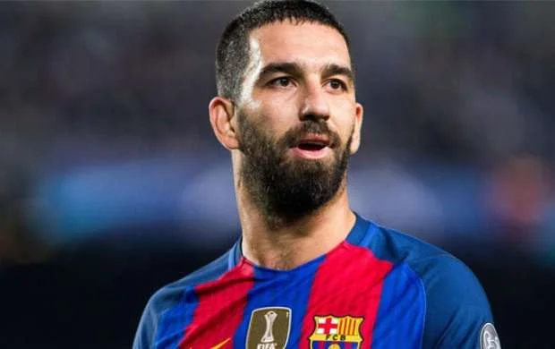 Arda Turan "Barselona"nın heyətində 