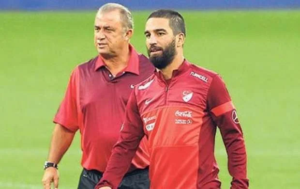 Fahit Terim getdi, Arda Turan milliyə dönür? 