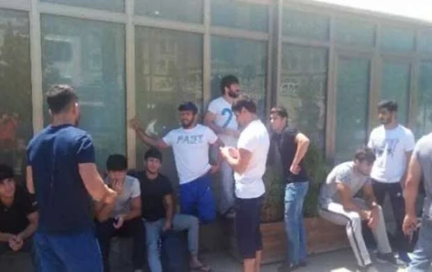 Bakıda çempion idmançılar etiraz aksiyası keçirir (FOTO/VİDEO) 