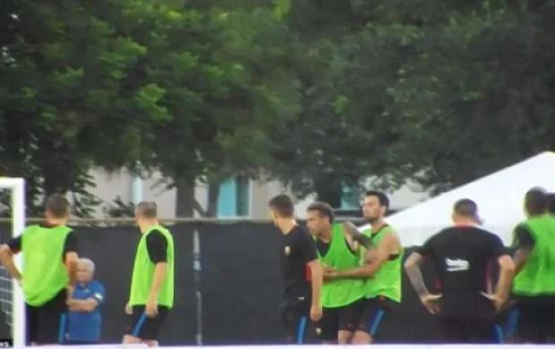 Neymar dava saldı, məşqi tərk etdi - VİDEO 