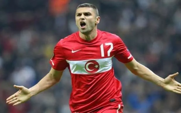 Burak Yılmaz Superliqaya qayıtdı- HANSI KLUBA? 
