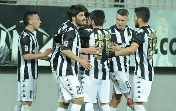 "Neftçi" mövsümə bu heyətlə başlayır - SİYAHI 