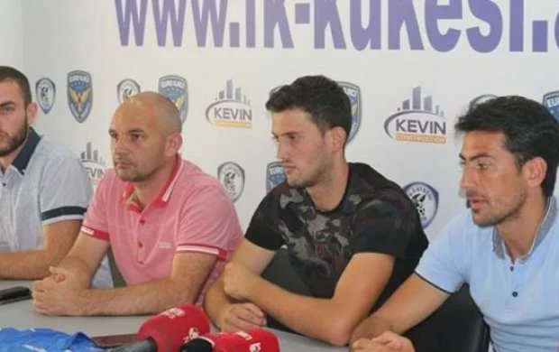 Rauf Əliyev rəsmən "Kukesi"də - FOTO 