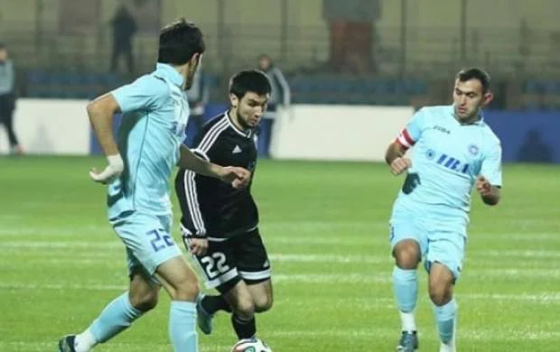 "Neftçi" uduzdu, "Qarabağ" sonda sevindi 