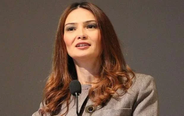 Qənirə Paşayeva: "Qurban Qurbanovla danışdım və..." 