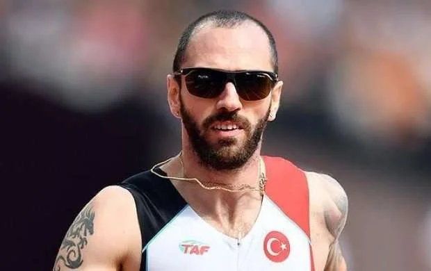 Ramil Quliyev Berlində ikinci oldu 