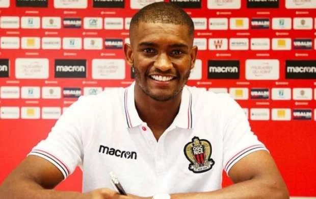 "Barselona" bu yay aldığı futbolçunu Fransa klubuna verdi 