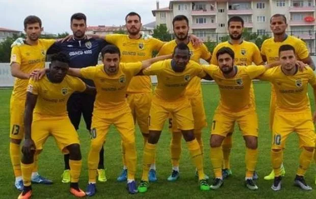 "Kəpəz" yoxlama oyununda heç-heçə etdi 