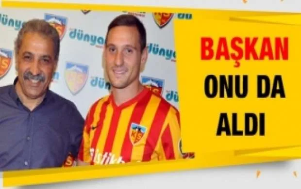 Millimizin üzvü Türkiyə Super Liqasında - 3 illik müqavilə 
