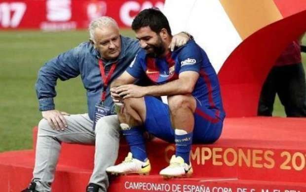 "Barselona"nın baş məşqçisindən Arda açıqlaması 