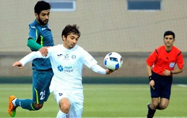 "Sumqayıt"ın futbolçusu oğurluğa görə həbs olundu 
