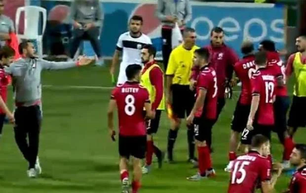 "Qəbələ"nin futbolçuları arasında gərginlik 