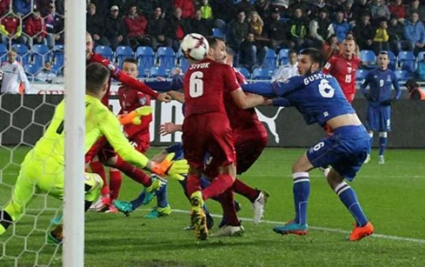 Çexiya Bakıya bu futbolçularla gəlir - SİYAHI 