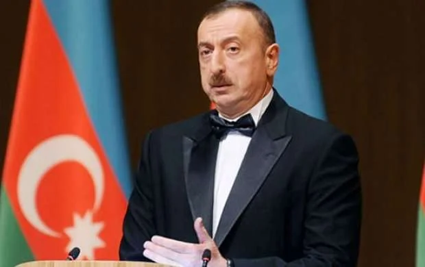İlham Əliyevə qızıl medal verildi 