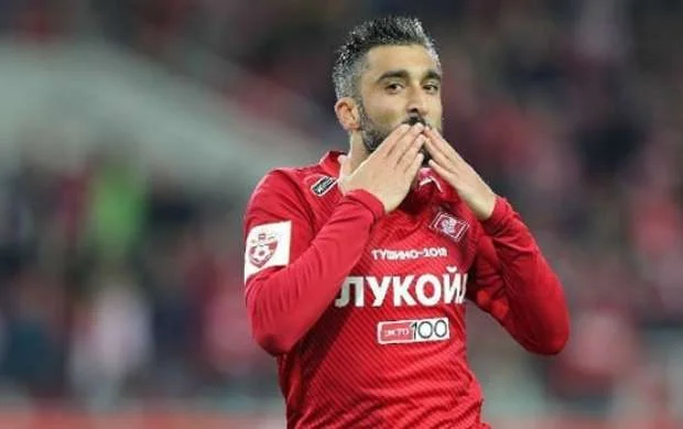 Məşhur azərbaycanlı futbolçu ölümdən döndü - VİDEO 