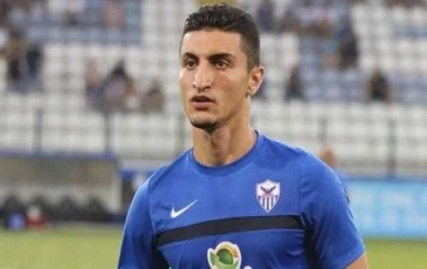 Araz Abdullayev çexlərə qarşı oynayacaqmı? 