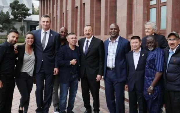 Prezident boksçularla görüşdü - FOTOLAR 